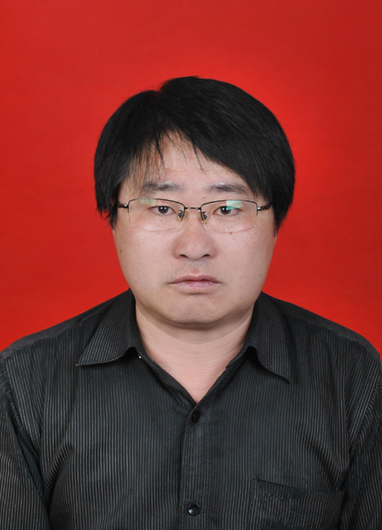 月生,内蒙古赤峰市人,副教授,2014年毕业于吉林大学国际关系专业,博士